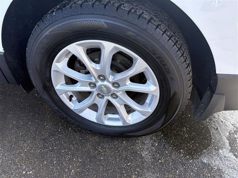 Used 2018 Chevrolet Equinox LT image 5