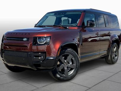 New 2025 Land Rover Defender 130 X-Dynamic SE