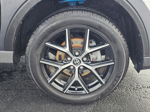 Used 2017 Toyota RAV4 SE w/ Power Extra Value Package AWD/4WD image 37