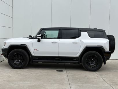 Used 2024 GMC Hummer EV 2X w/ LPO, Illumination Package
