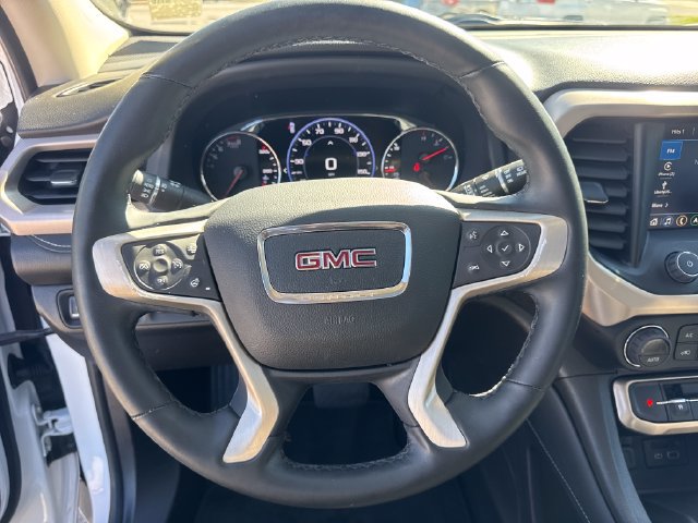 Used 2023 GMC Acadia Denali w/ Denali Technology Package FWD image 22