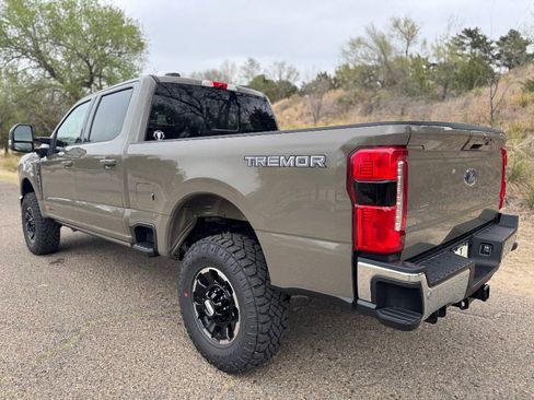 New 2026 Ford F250 Lariat image 37