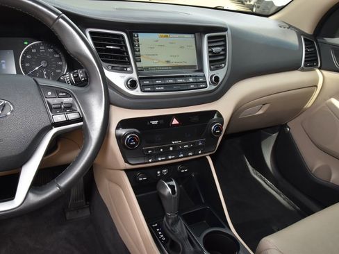 Used 2017 Hyundai Tucson SE Plus FWD image 26