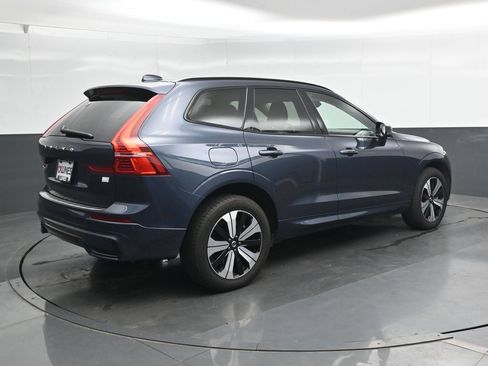 Used 2024 Volvo XC60 T8 Plus w/ Protection Package Premier AWD/4WD image 3