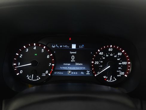 Used 2024 Nissan Frontier PRO-4X w/ Pro Convenience Package AWD/4WD image 29