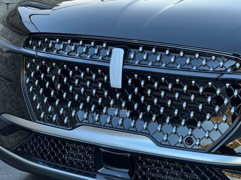 New 2026 Lincoln Nautilus Premier w/ Equipment Group 102A image 34