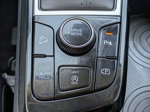 Certified 2024 Kia Sportage EX FWD image 29