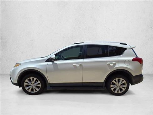 Used 2013 Toyota RAV4 Limited FWD image 8