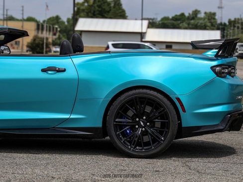 Used 2019 Chevrolet Camaro ZL1 RWD image 5