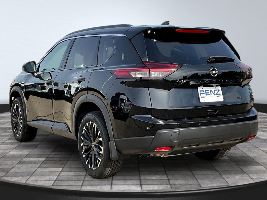 New 2026 Nissan Rogue Dark Armor AWD/4WD image 3