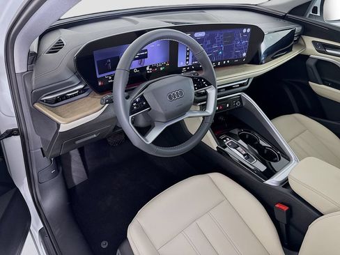 Used 2026 Audi Q5 Premium AWD/4WD image 10