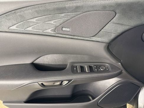 New 2026 Lexus RX 450h AWD image 19