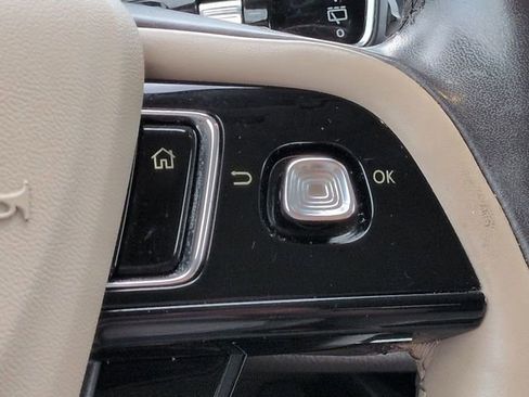 Used 2020 Lincoln Corsair AWD image 23
