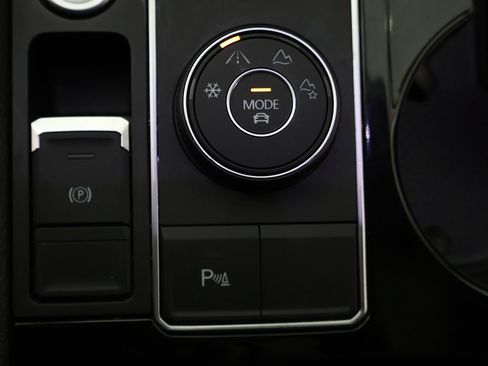 Used 2023 Volkswagen Atlas SE w/ Panoramic Sunroof Package AWD/4WD image 55