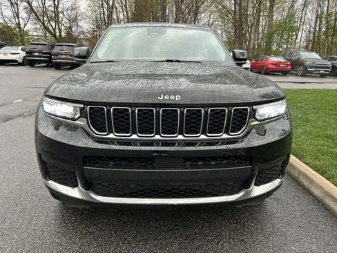 Used 2023 Jeep Grand Cherokee L Laredo w/ Luxury Tech Group I AWD/4WD image 3