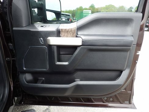 Used 2018 Ford F350 Lariat w/ Lariat Ultimate Package image 44