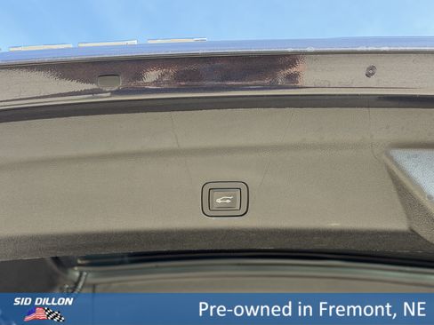 Certified 2023 GMC Yukon XL Denali AWD/4WD image 7