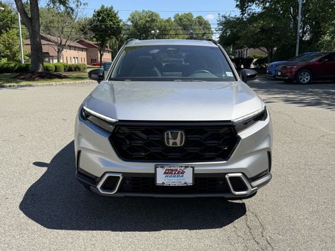 Used 2023 Honda CR-V Sport Touring image 2