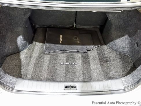 Used 2014 Nissan Sentra SL w/ Premium Package image 21