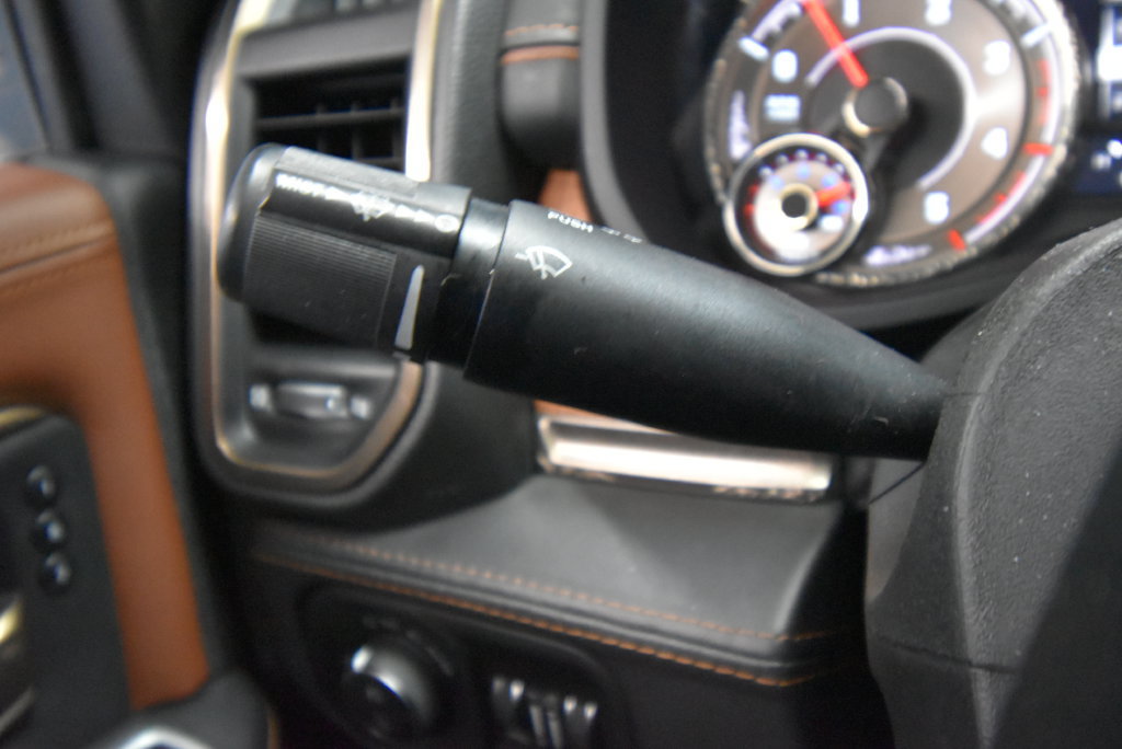 Used 2022 RAM 3500 Limited AWD/4WD image 14