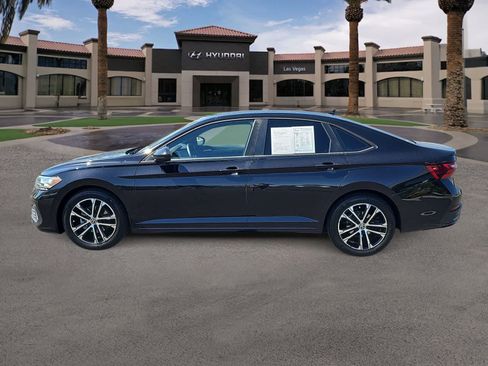 Used 2022 Volkswagen Jetta Sport FWD image 5