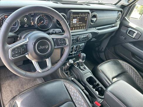 Used 2023 Jeep Wrangler Unlimited Sahara AWD/4WD image 10