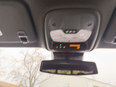 New 2026 GMC Canyon Elevation w/ Convenience Package image 22