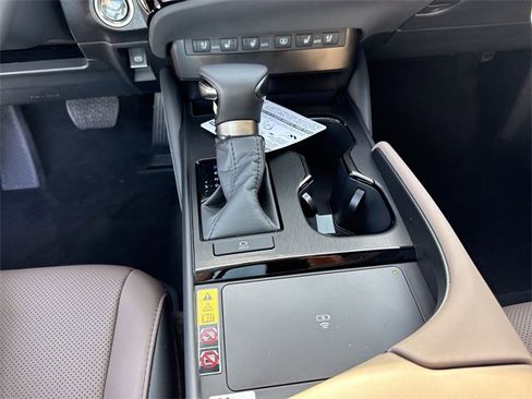 New 2025 Lexus ES 350 w/ Premium Package image 21