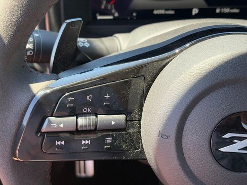 Used 2025 Nissan Z NISMO w/ Floor Mat Package RWD image 19