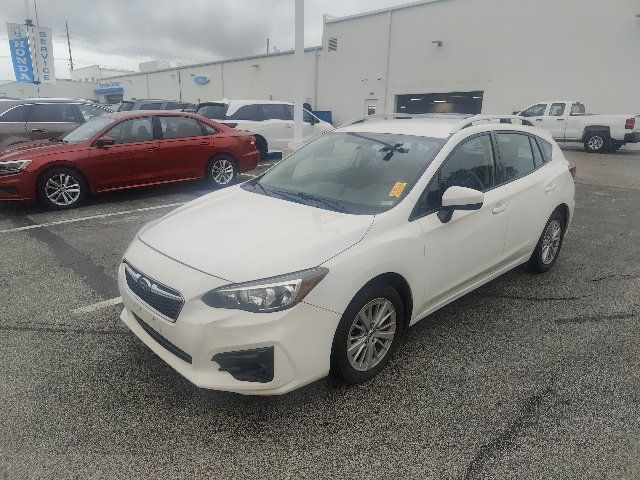 Used 2017 Subaru Impreza 2.0i Premium AWD/4WD image 3