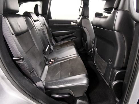 Used 2021 Jeep Grand Cherokee Altitude AWD/4WD image 17