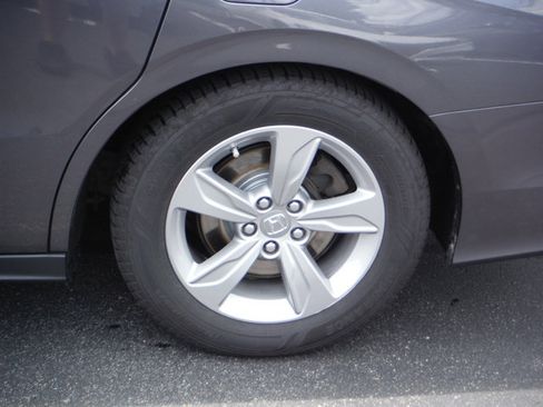 Used 2019 Honda Odyssey EX-L image 4