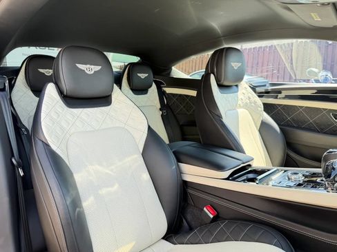 Used 2020 Bentley Continental GT V8 AWD/4WD image 26