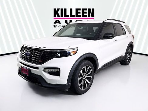 Used 2020 Ford Explorer ST w/ Premium Technology Package AWD/4WD image 3