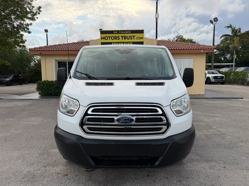 Used 2019 Ford Transit 350 XLT image 10