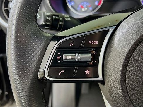 Used 2023 Kia Forte GT-Line w/ GT-Line Premium Package image 13