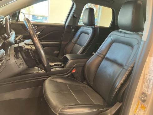 Used 2022 Lincoln Corsair Reserve w/ Equipment Group 201A image 11