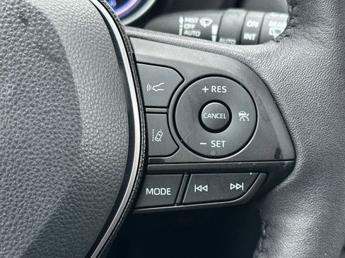 Used 2021 Toyota RAV4 Limited image 28