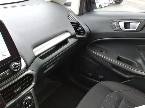 Used 2018 Ford EcoSport SE w/ SE Convenience Package image 17