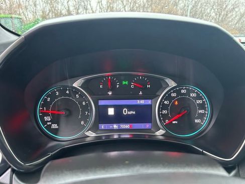 Used 2022 Chevrolet Equinox RS w/ RS Leather Package image 23