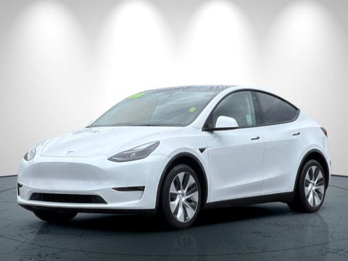 Used 2023 Tesla Model Y Long Range AWD/4WD image 8
