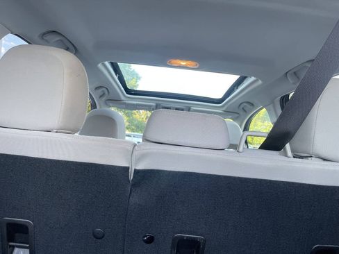 Used 2014 Subaru Forester 2.5i Premium w/ All-Weather Package AWD/4WD image 25