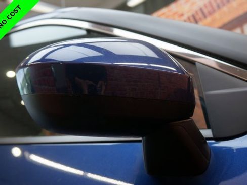 Used 2023 Nissan Rogue SV image 87