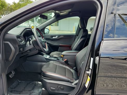 Certified 2024 Ford Escape ST-Line w/ Tech Pack #1 FWD image 20