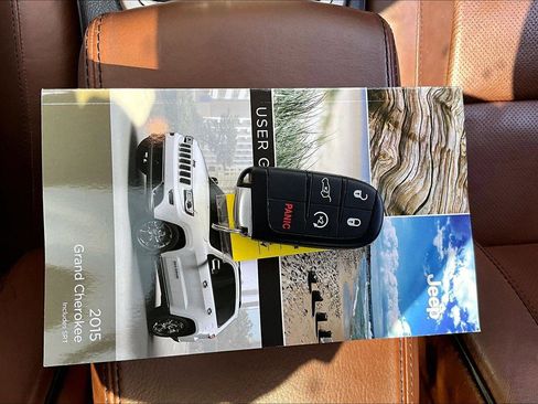 Used 2015 Jeep Grand Cherokee Summit image 12