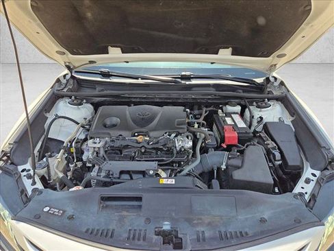 Used 2021 Toyota Camry XSE FWD image 23
