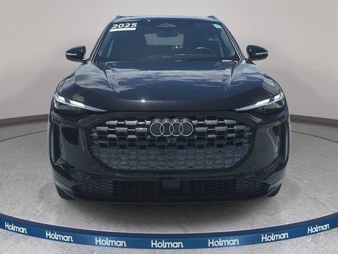 Certified 2025 Audi Q5 Premium w/ Convenience Package AWD/4WD image 2