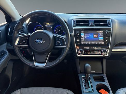 Used 2018 Subaru Outback 2.5i Limited image 10