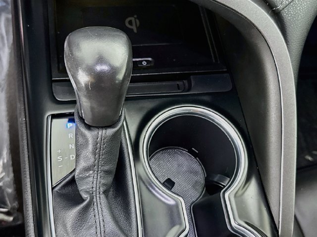 Used 2020 Toyota Camry XSE FWD image 17