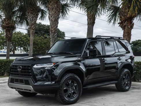 Used 2024 Lexus GX 550 image 38